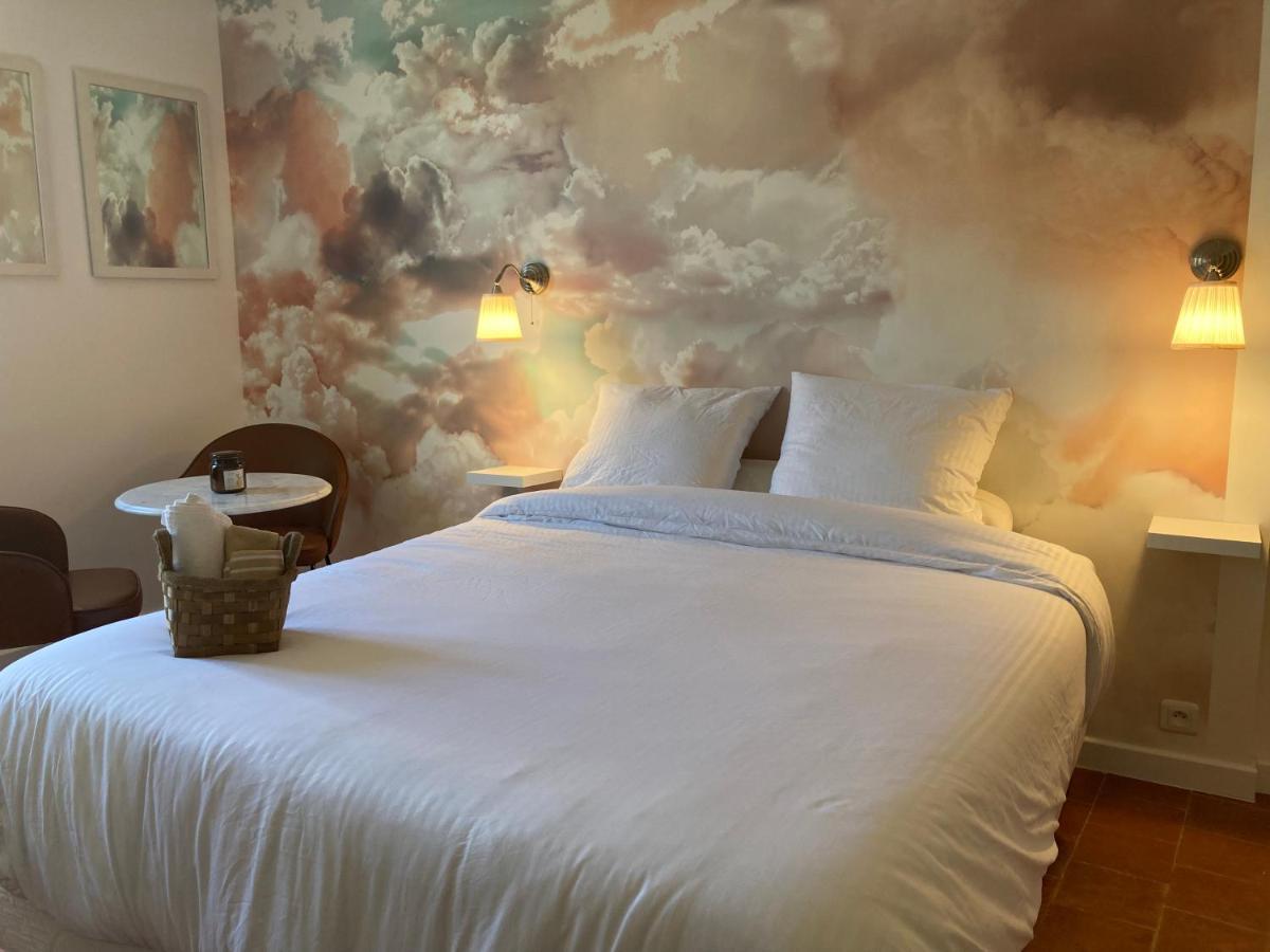 Charmant Studio Centre Historique Apartment Pezenas Bagian luar foto